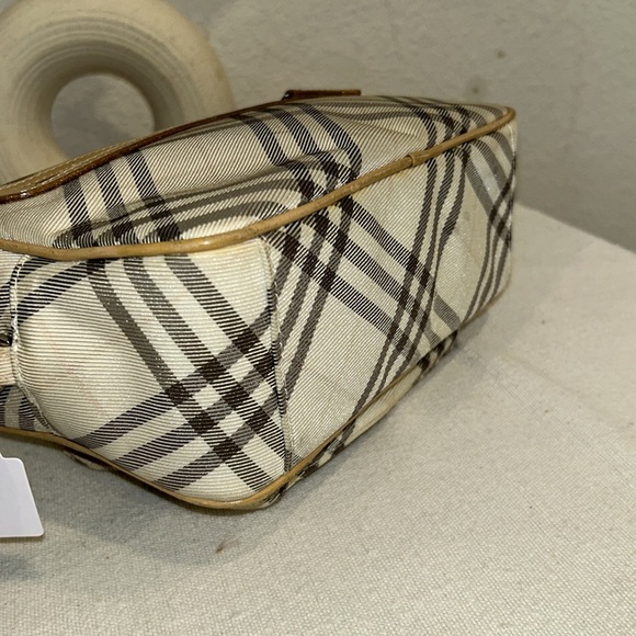BURBERRY Crossbody Bag - Picture 9 of 12